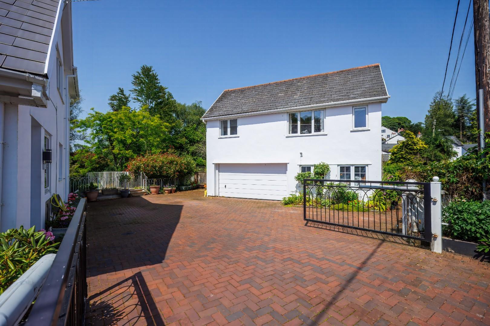 River Cottage, Piccadilly, Llanblethian, Vale Of Glamorgan, CF71 7JL